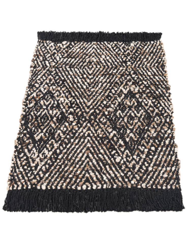 Detail image of 2' 1 x 3' Hand Woven Braided Jute Rug