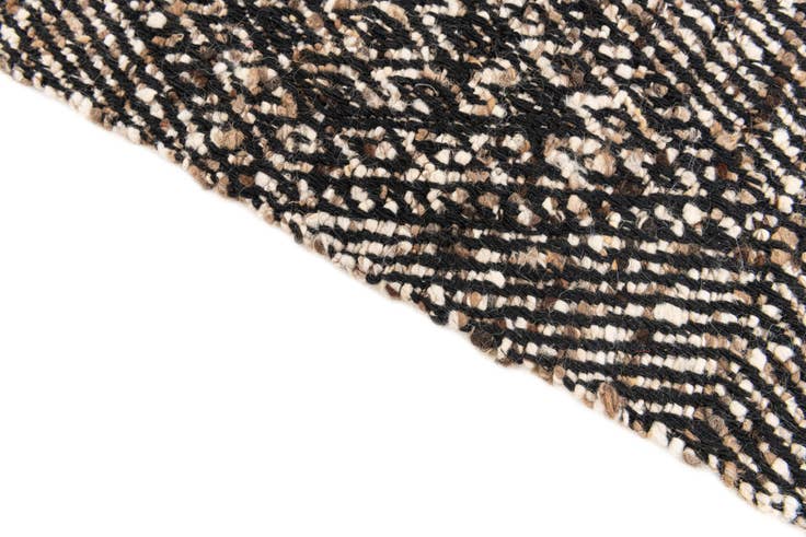 Detail image of 2' 1 x 3' Hand Woven Braided Jute Rug