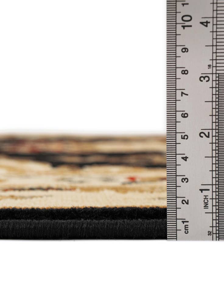 Detail image of 5' 3 x 8' Chateau Rug