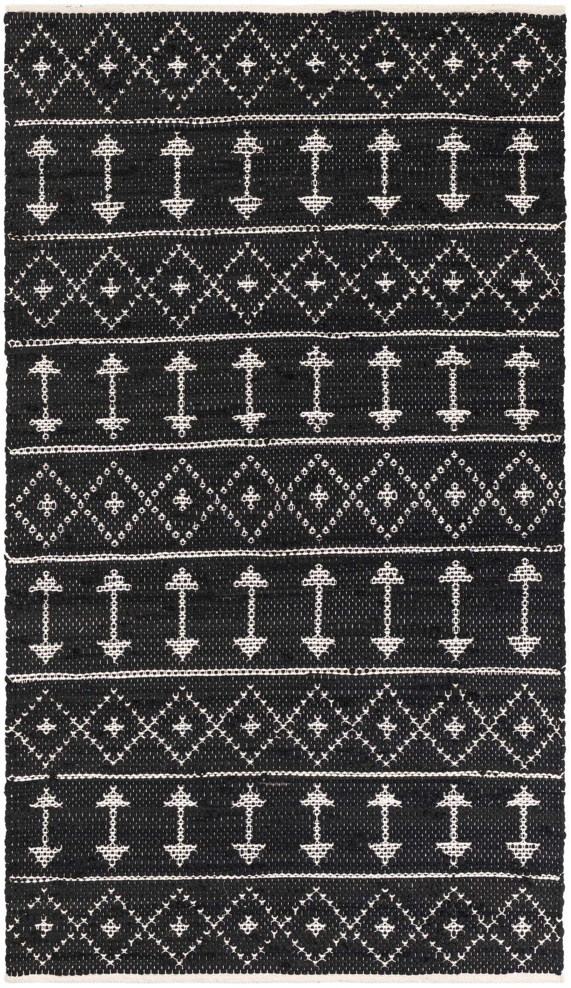 3' 1 x 5' 6 Hand Woven Chindi Cotton Rug