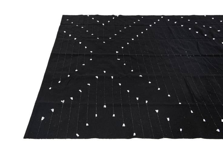 Detail image of 5' x 6' 10 Hand Woven Chindi Cotton Rug