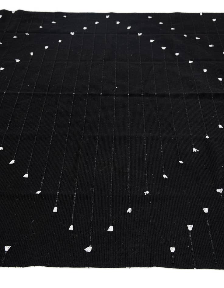 Detail image of 5' x 6' 10 Hand Woven Chindi Cotton Rug