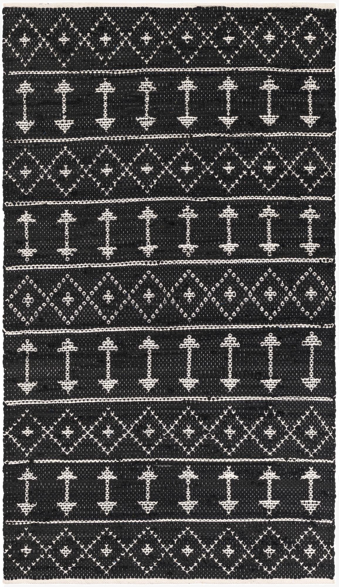 3' 1 x 5' 6 Hand Woven Chindi Cotton Rug