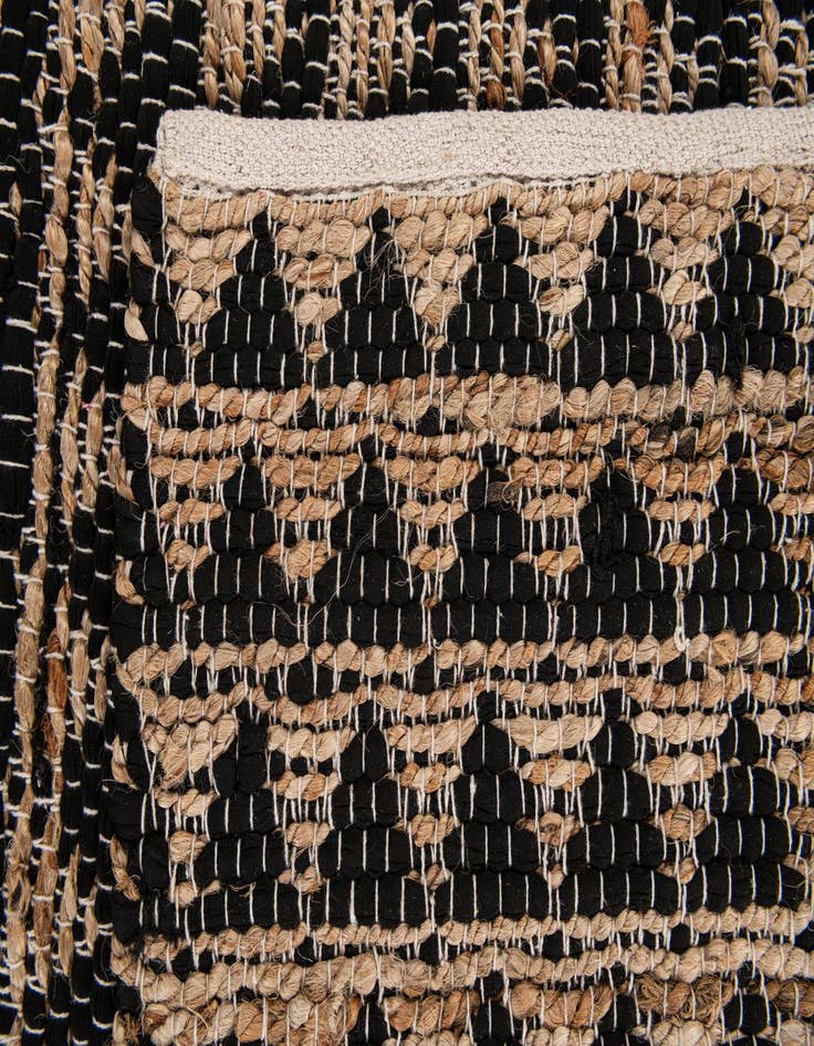Detail image of 6' x 8' 7  Hand Woven Chindi Jute Rug