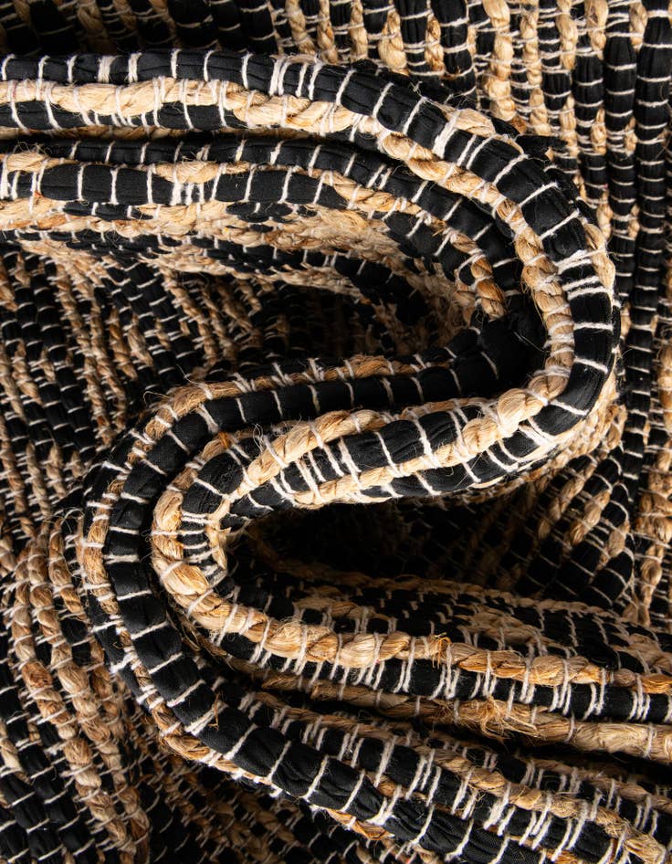 Detail image of 2' x 3' 1 Hand Woven Chindi Jute Rug