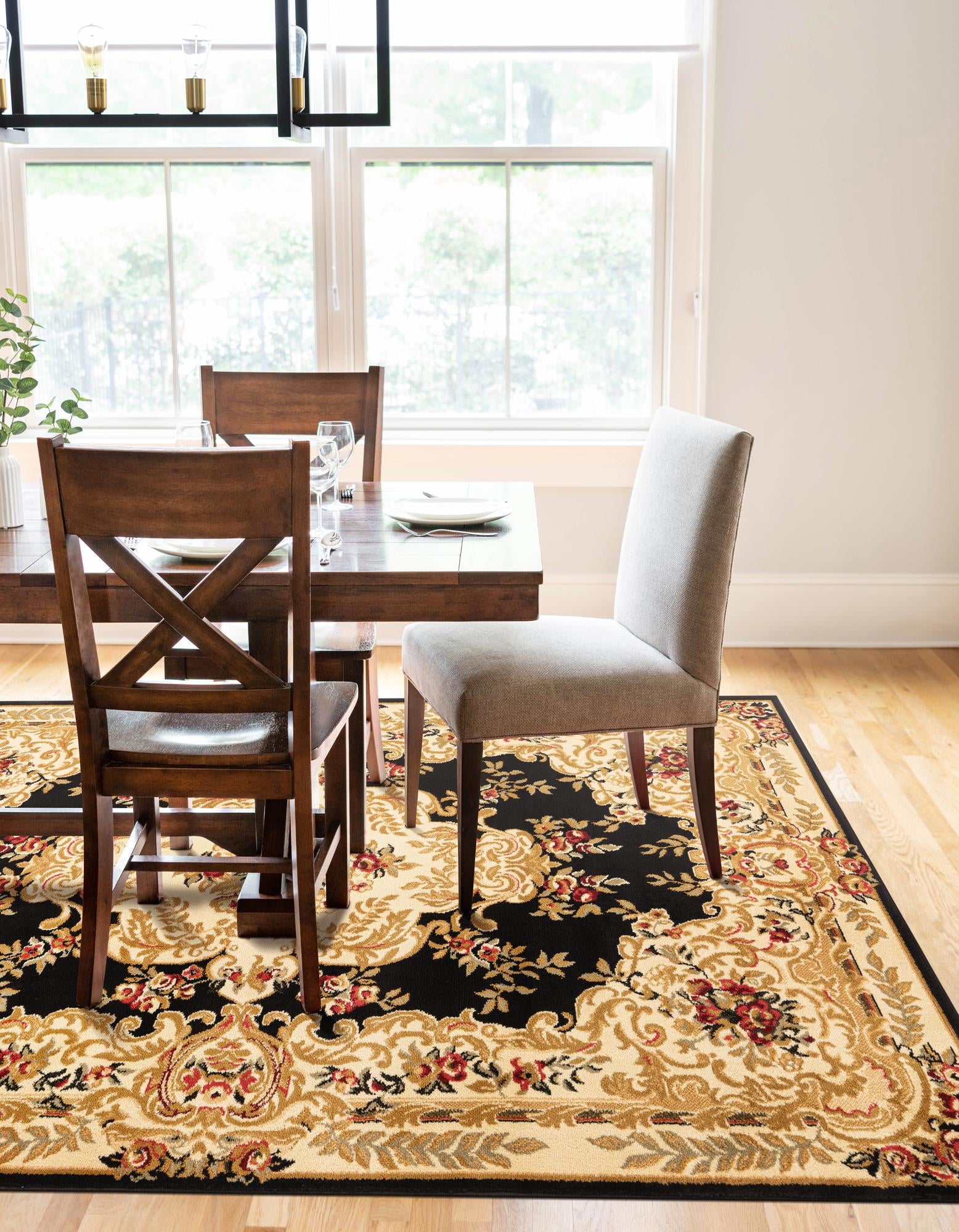 4' x 6' Classic Aubusson Rug