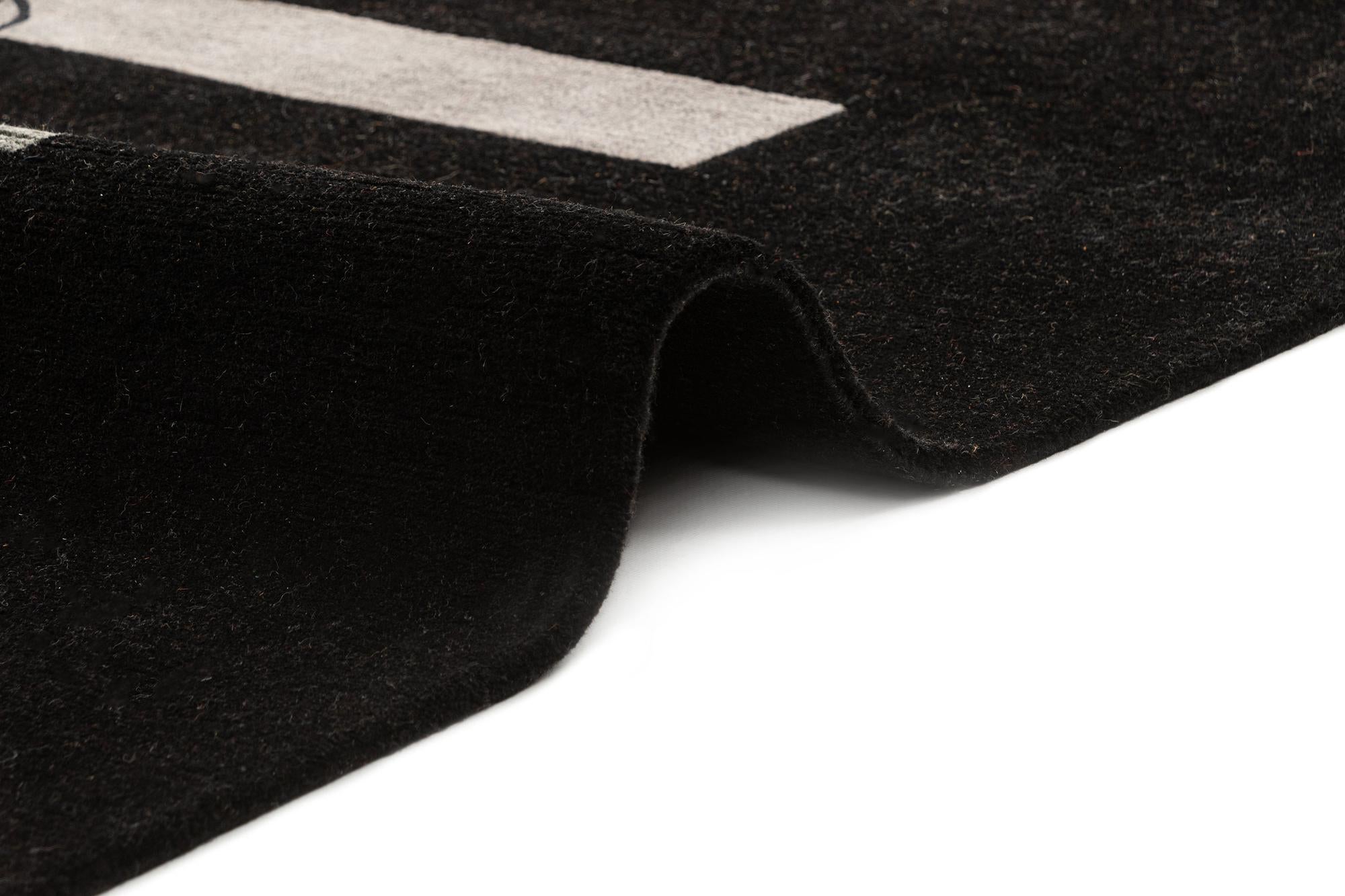 5' 7 x 7' 10 Cosmo Rug
