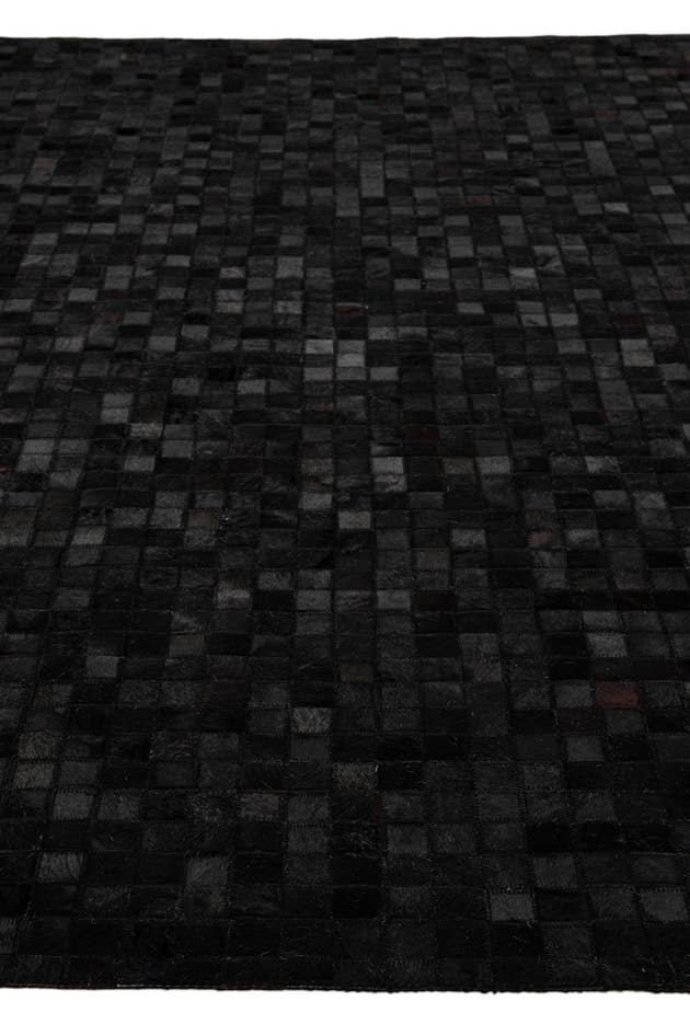 Detail image of 8' x 10' Cowhide - Patchwork Rug