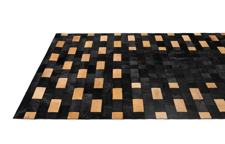 Detail image of 5' 1 x 7' 11 Cowhide - Patchwork Rug