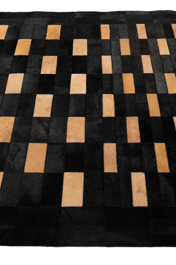 5' 1 x 8' Cowhide - Patchwork Rug