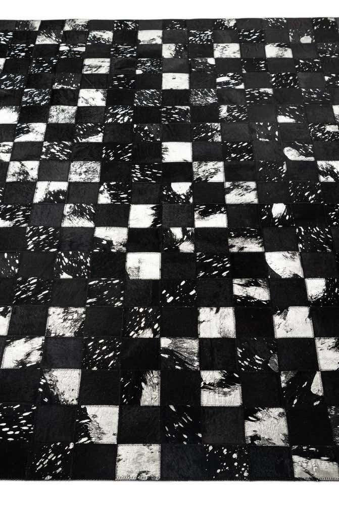 5' x 7' 11 Cowhide - Patchwork Rug