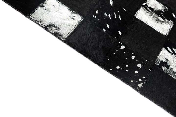 5' x 7' 11 Cowhide - Patchwork Rug