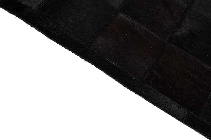 5' 2 x 8' Cowhide - Patchwork Rug