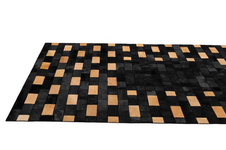 5' 1 x 8' Cowhide - Patchwork Rug