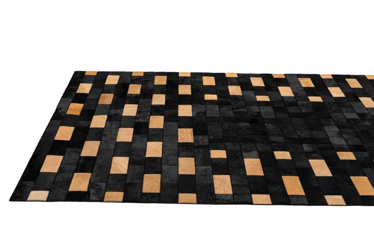 Detail image of 5' 1 x 8' Cowhide - Patchwork Rug