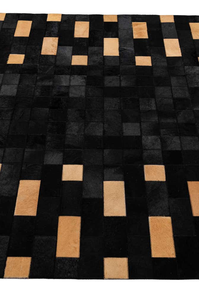 5' 1 x 8' Cowhide - Patchwork Rug