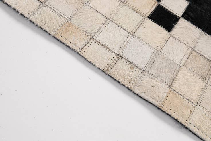 Detail image of 5' x 8' 2 Cowhide - Patchwork Rug