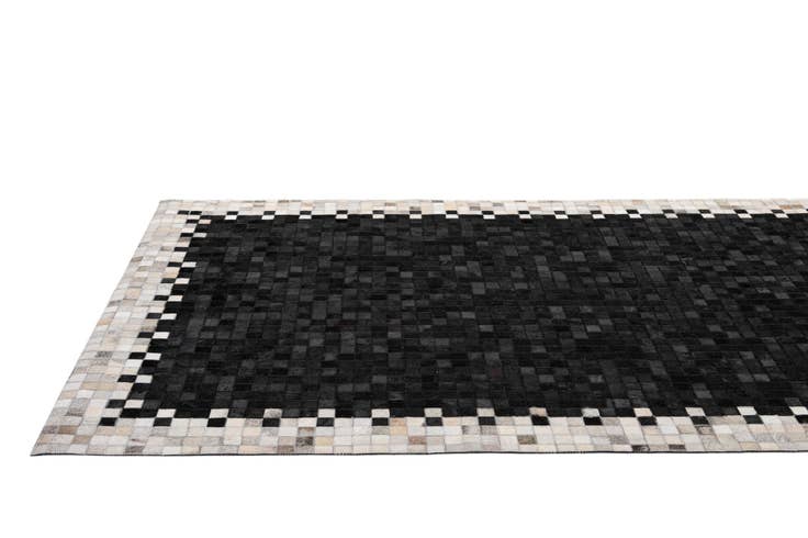Detail image of 5' 2 x 7' 11 Cowhide - Patchwork Rug
