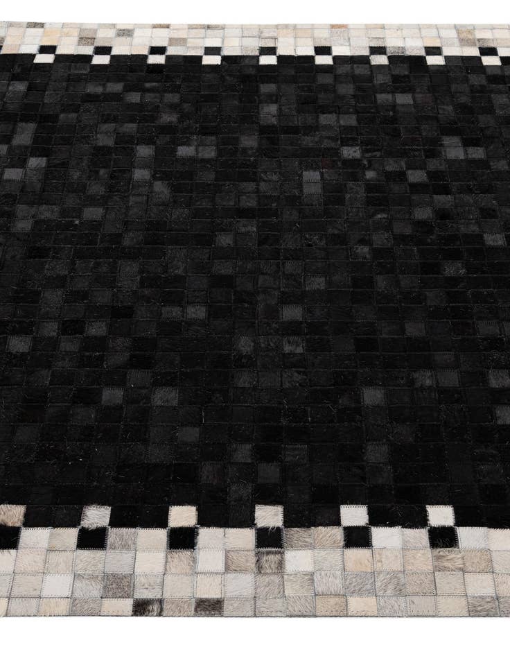 Detail image of 5' 2 x 7' 11 Cowhide - Patchwork Rug