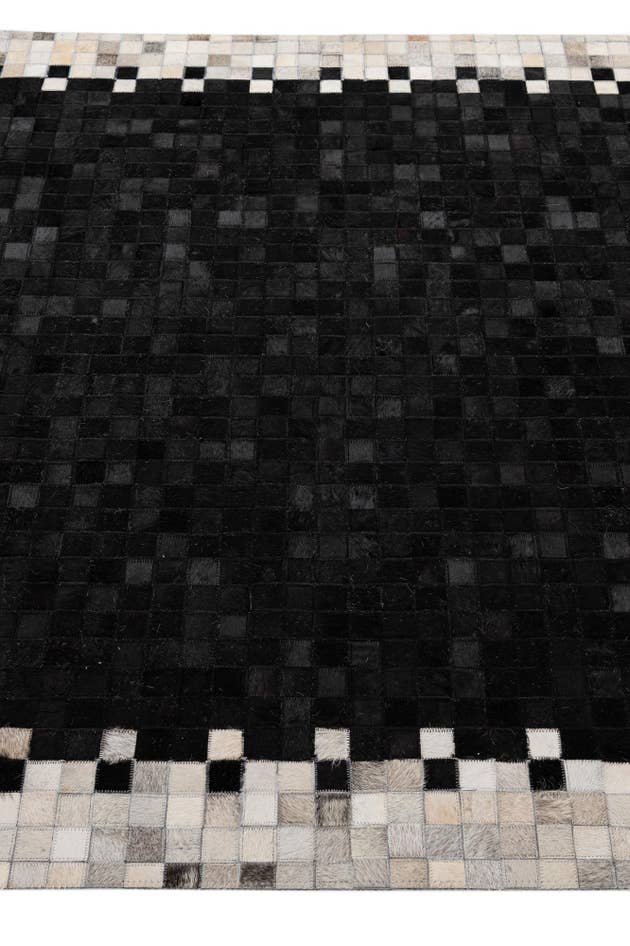 Detail image of 5' 2 x 7' 11 Cowhide - Patchwork Rug