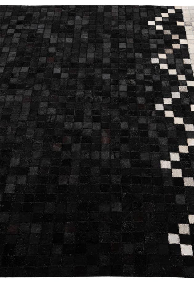 Detail image of 5' x 8' 1 Cowhide - Patchwork Rug