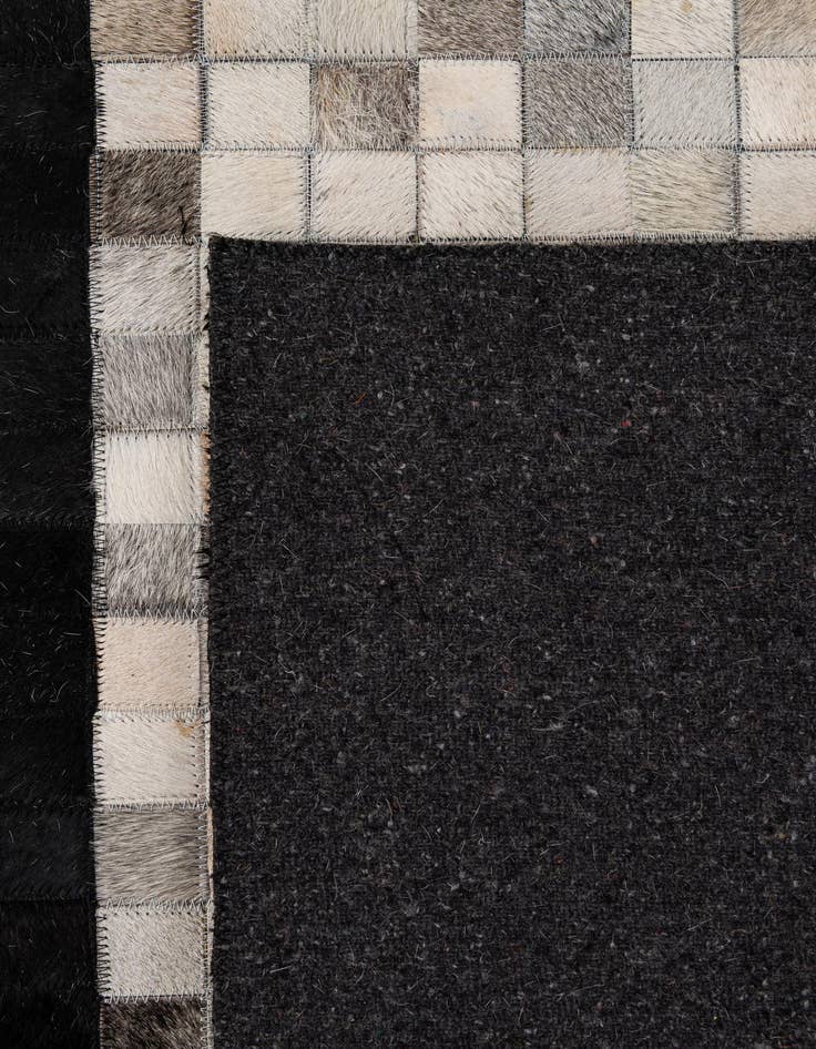 Detail image of 5' x 7' 11 Cowhide - Patchwork Rug