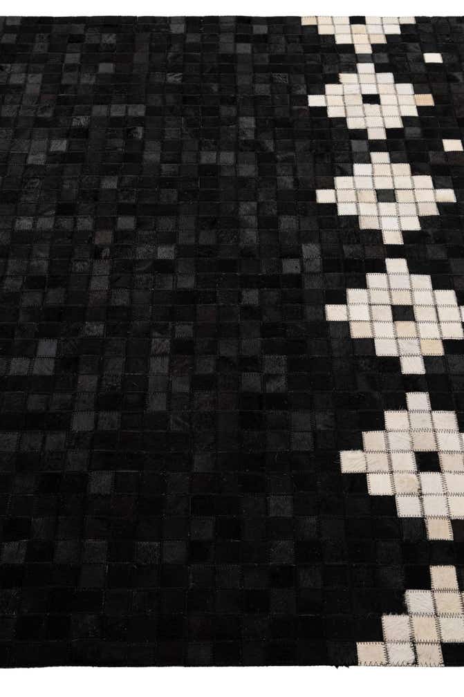 5' 2 x 8' Cowhide - Patchwork Rug