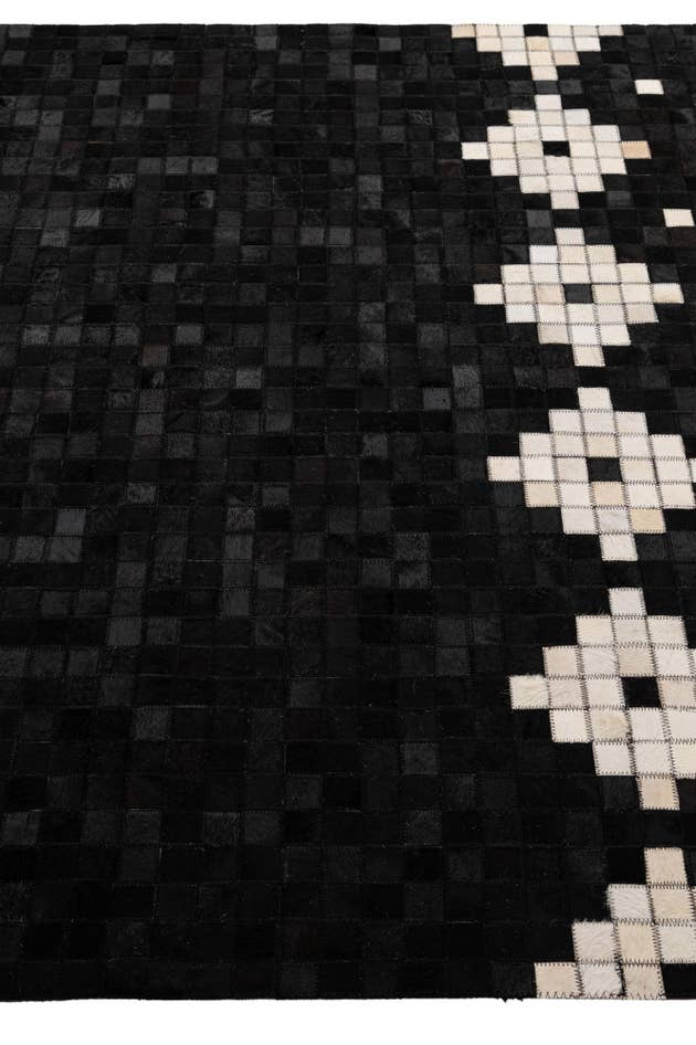 Detail image of 5' 2 x 8' Cowhide - Patchwork Rug