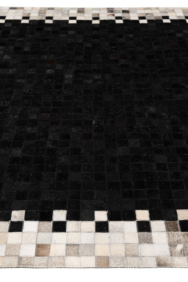 Detail image of 5' 2 x 7' 11 Cowhide - Patchwork Rug