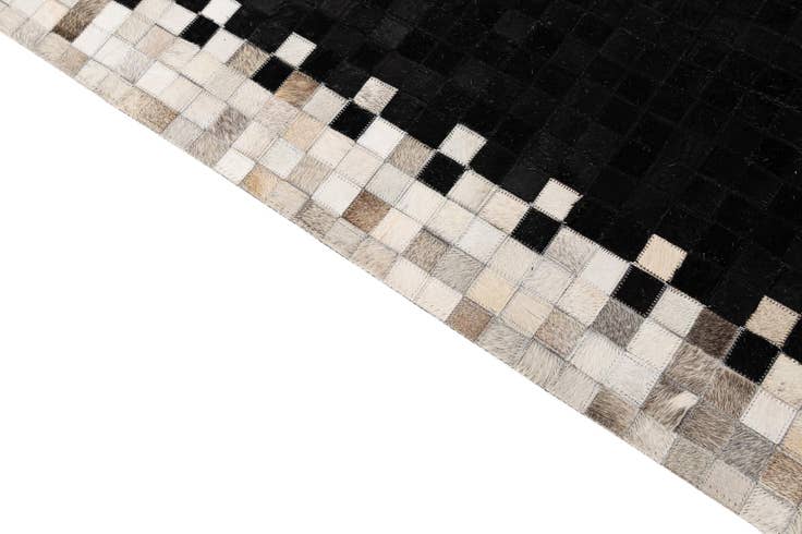 Detail image of 5' 2 x 7' 11 Cowhide - Patchwork Rug