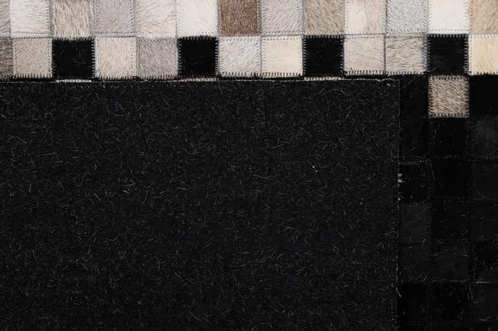 5' 2 x 8' Cowhide - Patchwork Rug