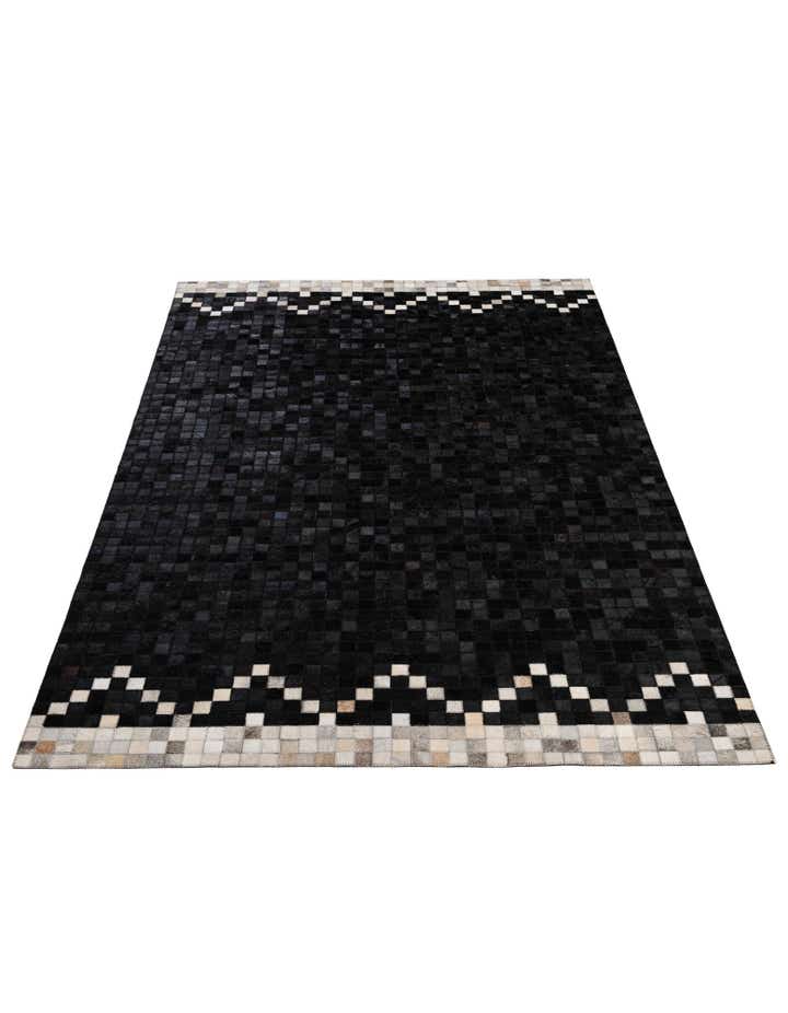 5' 1 x 8' Cowhide - Patchwork Rug