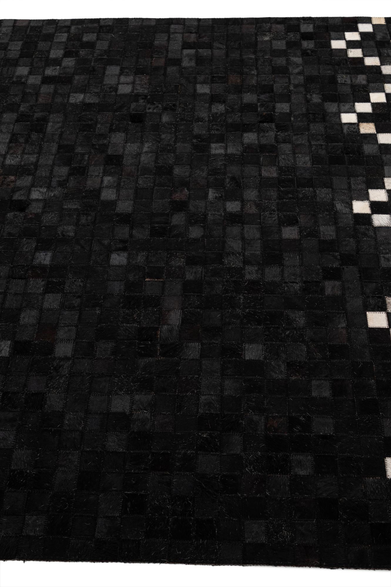 5' 1 x 8' Cowhide - Patchwork Rug