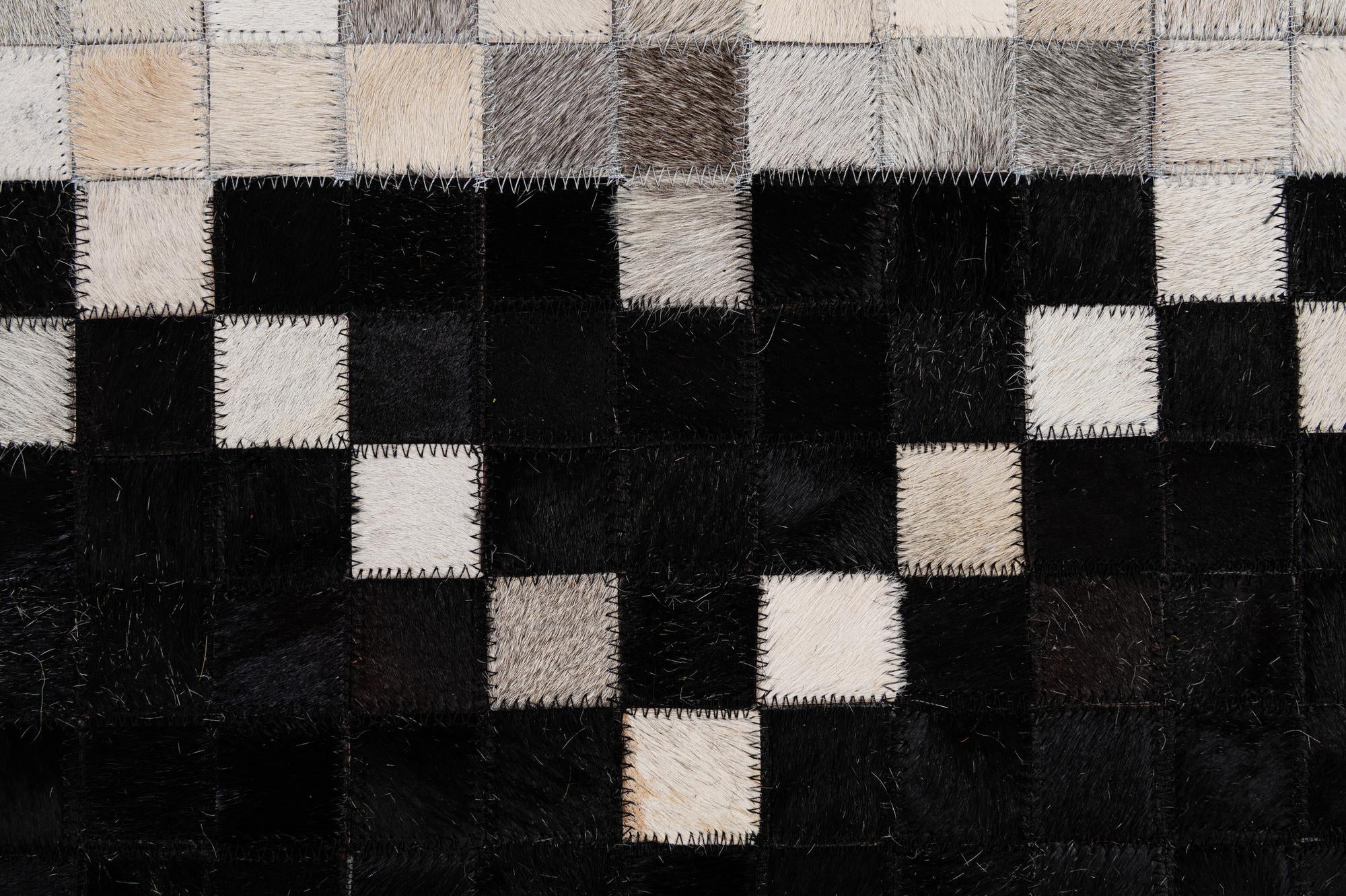5' 1 x 8' Cowhide - Patchwork Rug