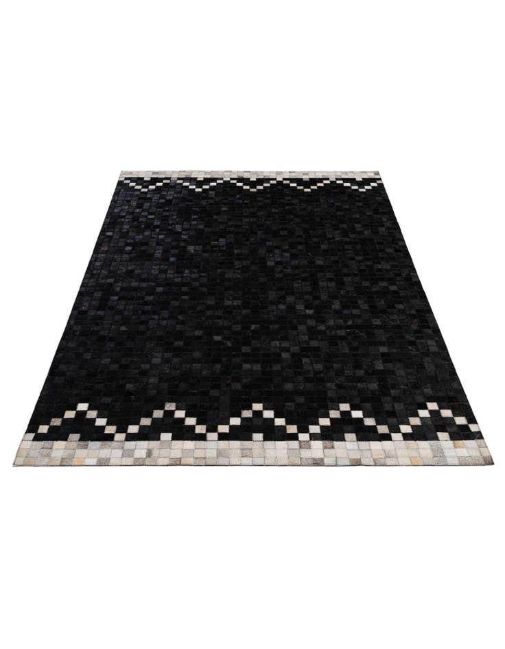 Detail image of 5' x 7' 11 Cowhide - Patchwork Rug