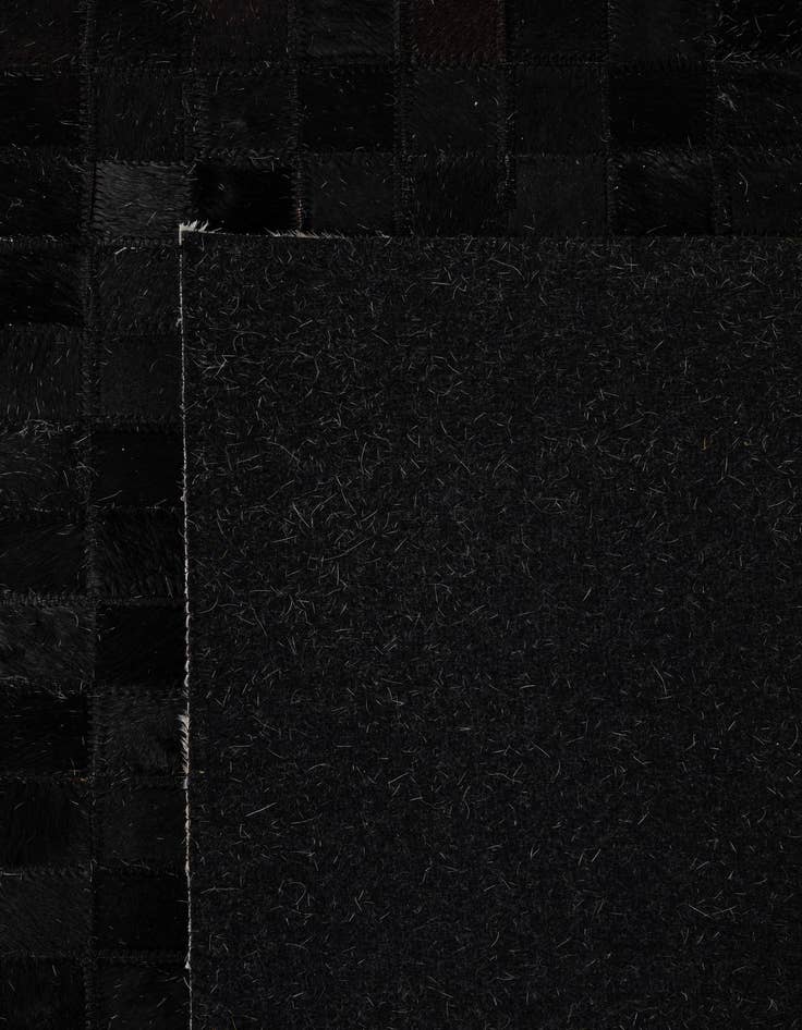 Detail image of 5' x 7' 11 Cowhide - Patchwork Rug