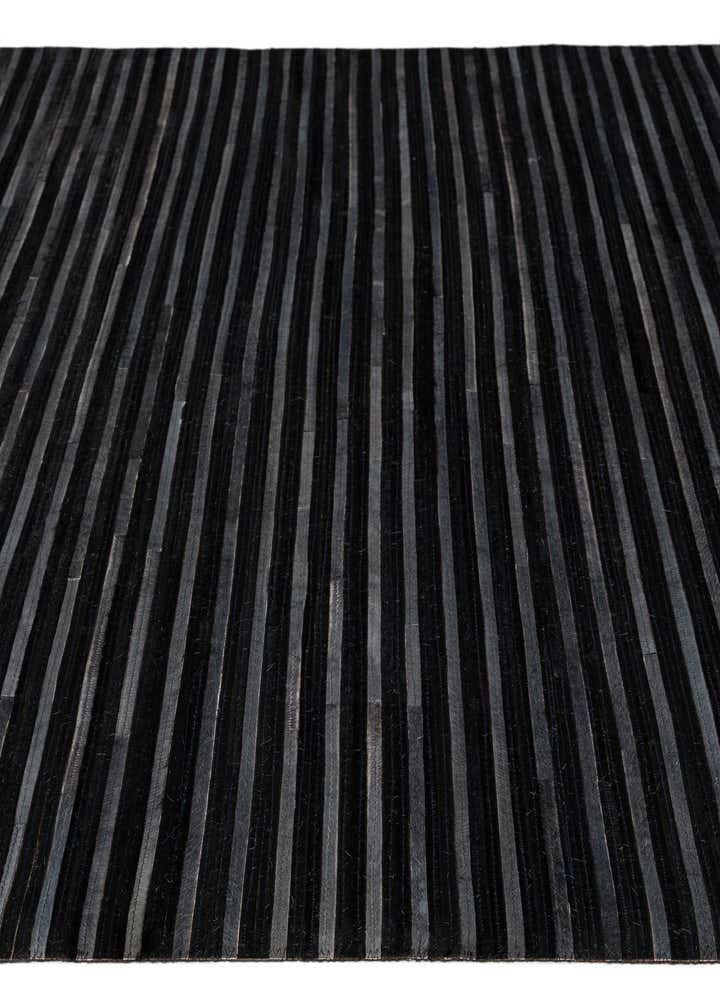 5' 1 x 8' Cowhide - Patchwork Rug