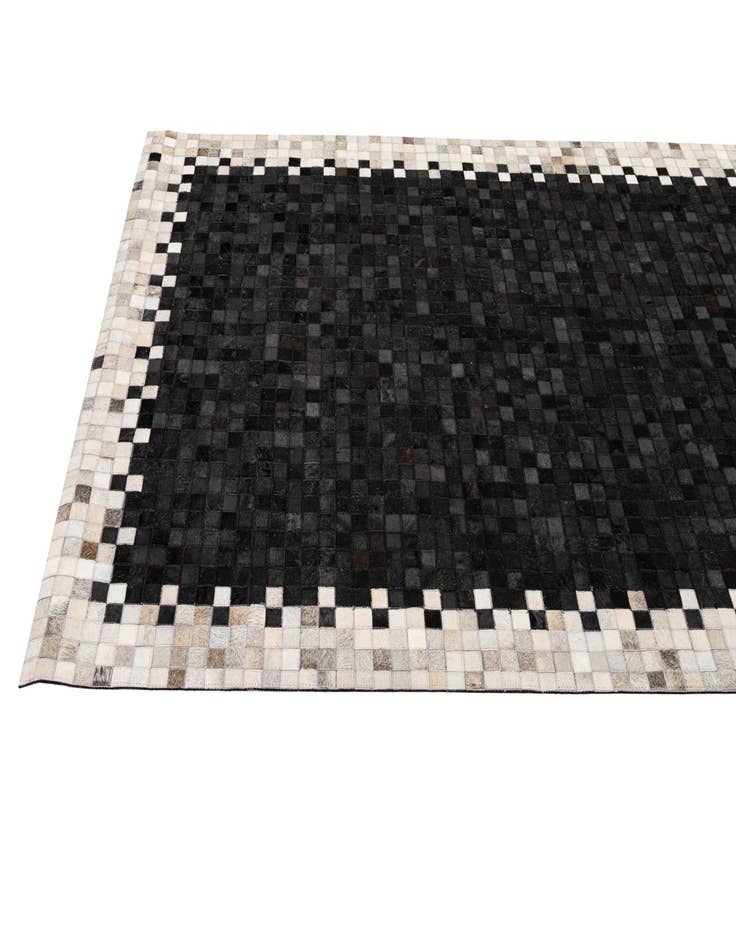 Detail image of 5' 2 x 7' 11 Cowhide - Patchwork Rug