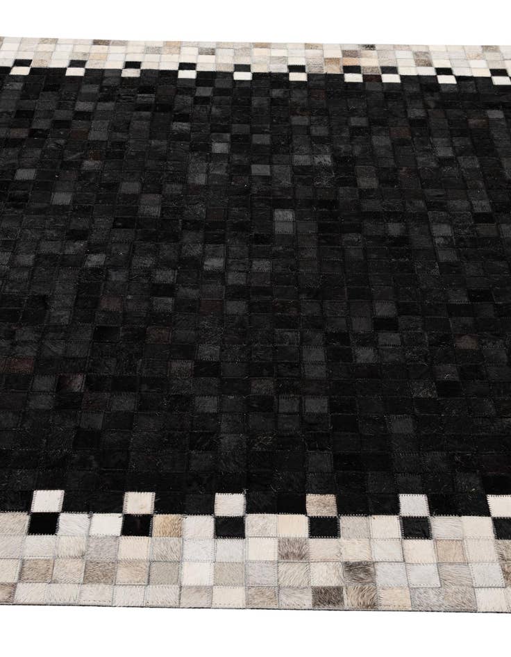 Detail image of 5' 2 x 7' 11 Cowhide - Patchwork Rug