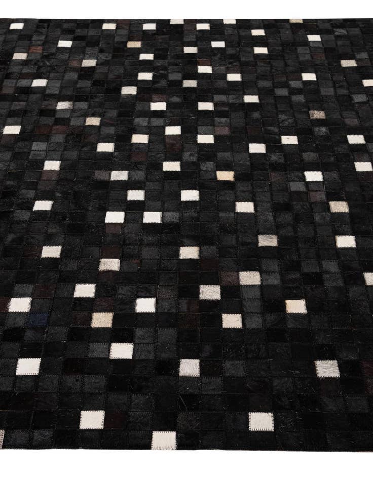 Detail image of 5' 2 x 8' 2 Cowhide - Patchwork Rug