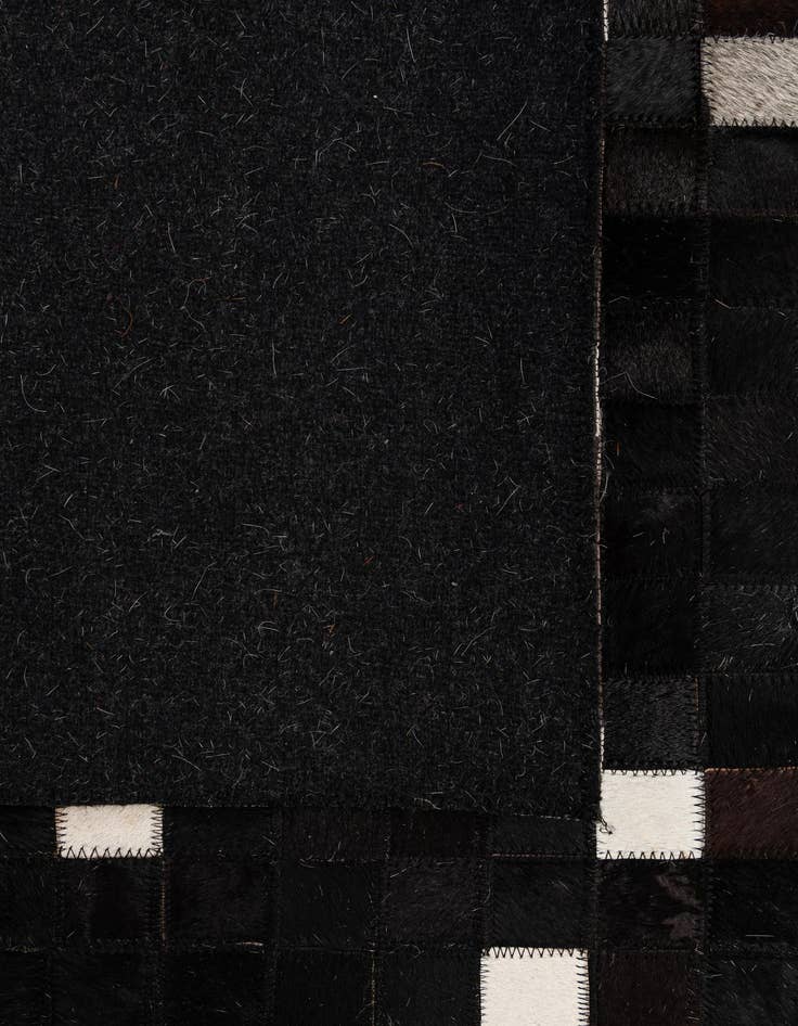 Detail image of 5' 2 x 8' 2 Cowhide - Patchwork Rug