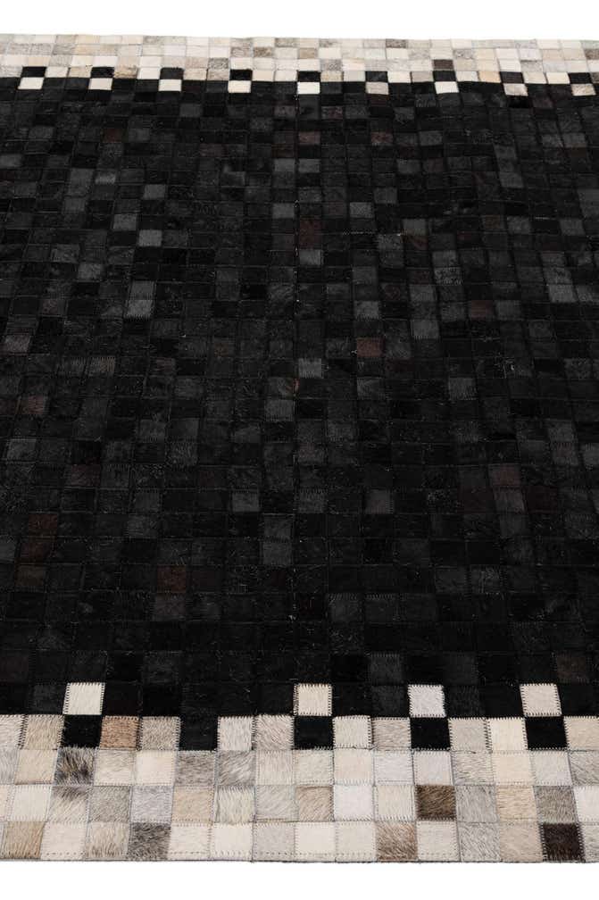 5' 1 x 8' Cowhide - Patchwork Rug