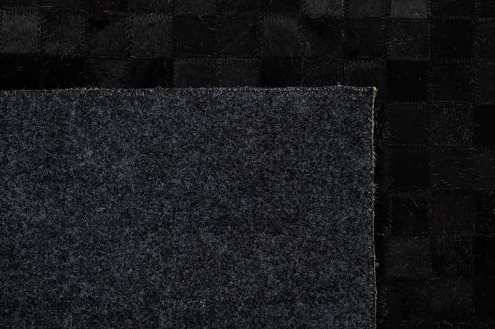 5' 2 x 8' Cowhide - Patchwork Rug