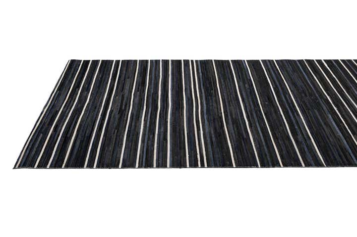 5' 1 x 8' Cowhide - Patchwork Rug