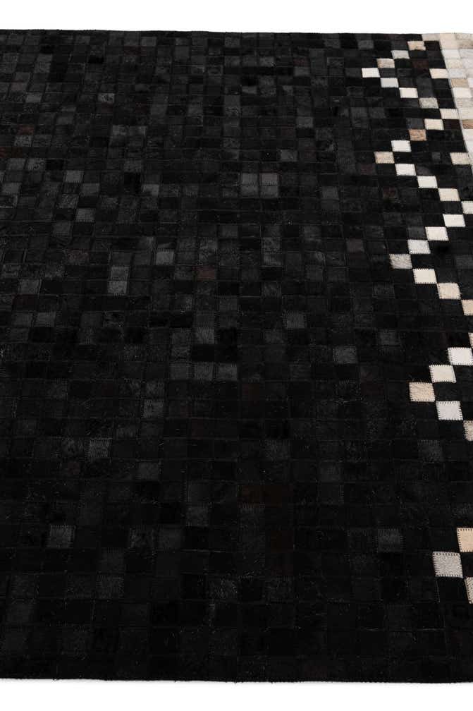 5' 2 x 8' Cowhide - Patchwork Rug