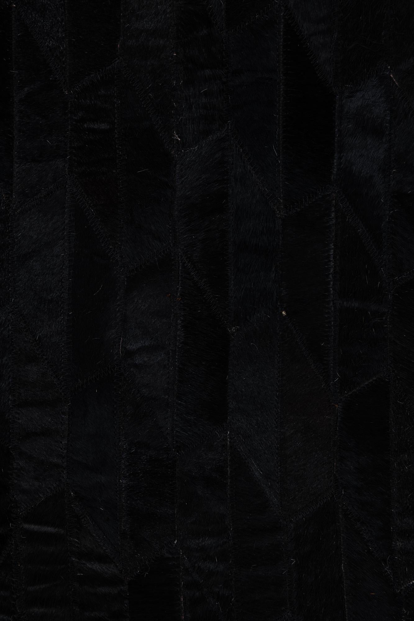 5' x 8' Cowhide Leather Rug