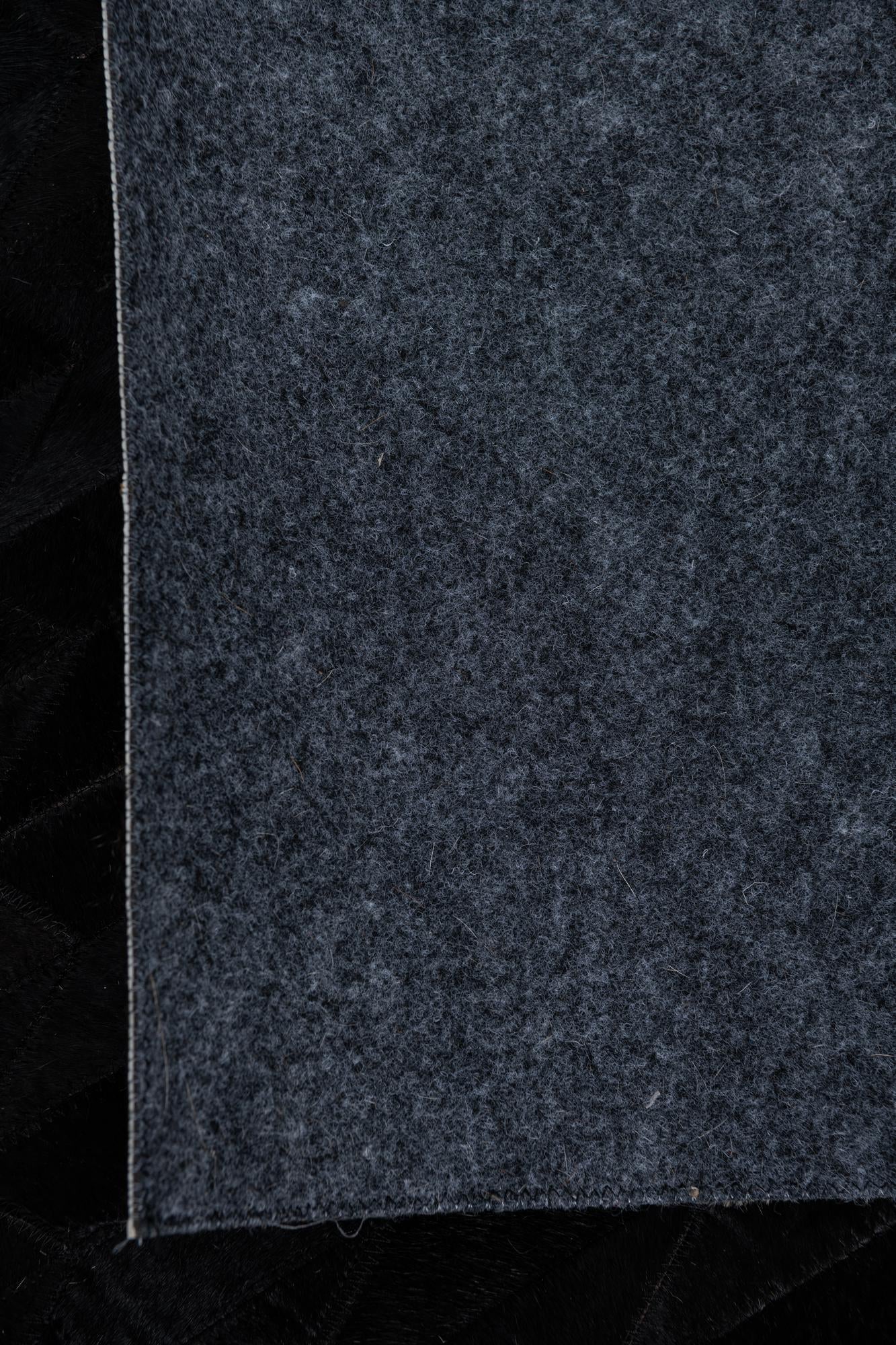 5' x 8' Cowhide Leather Rug