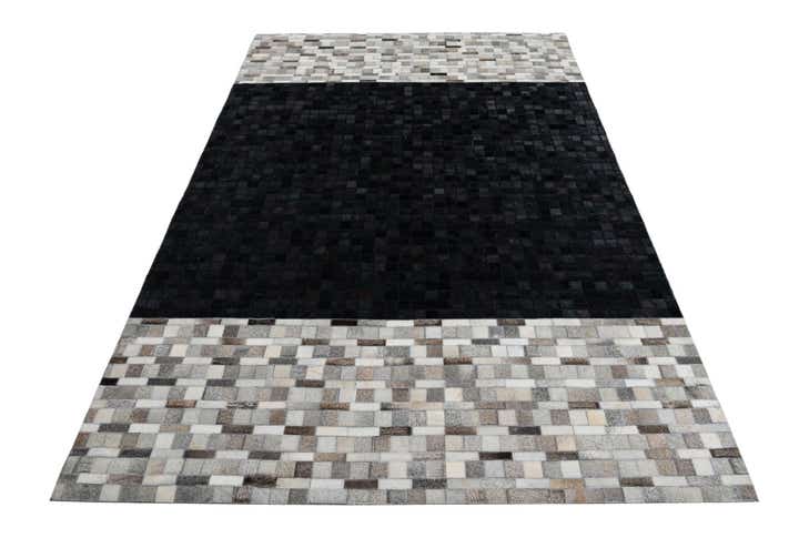 5' x 7' 10 Cowhide Leather Rug