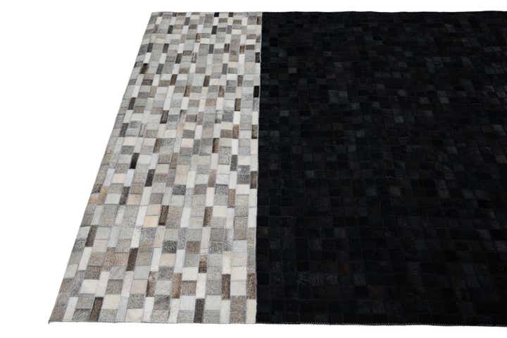 5' x 7' 10 Cowhide Leather Rug