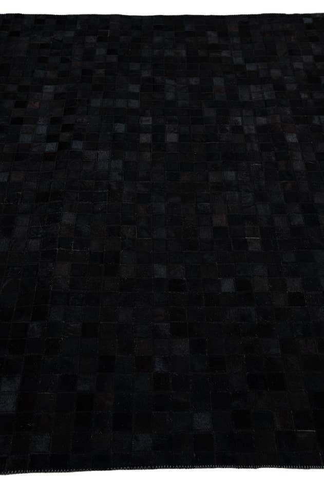 Detail image of 5' x 7' 10 Cowhide Leather Rug